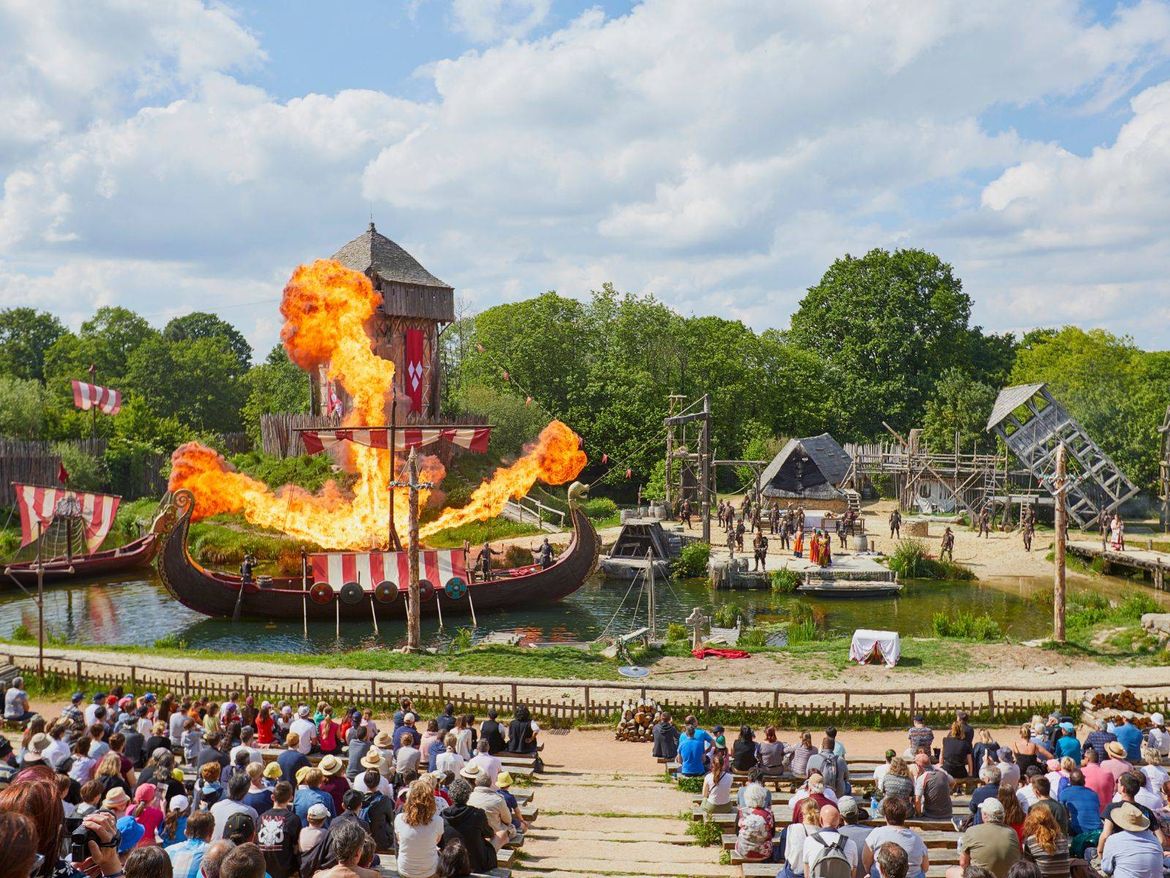 Puy du Fou Les Vikings Camping Le Pin Parasol Vendée