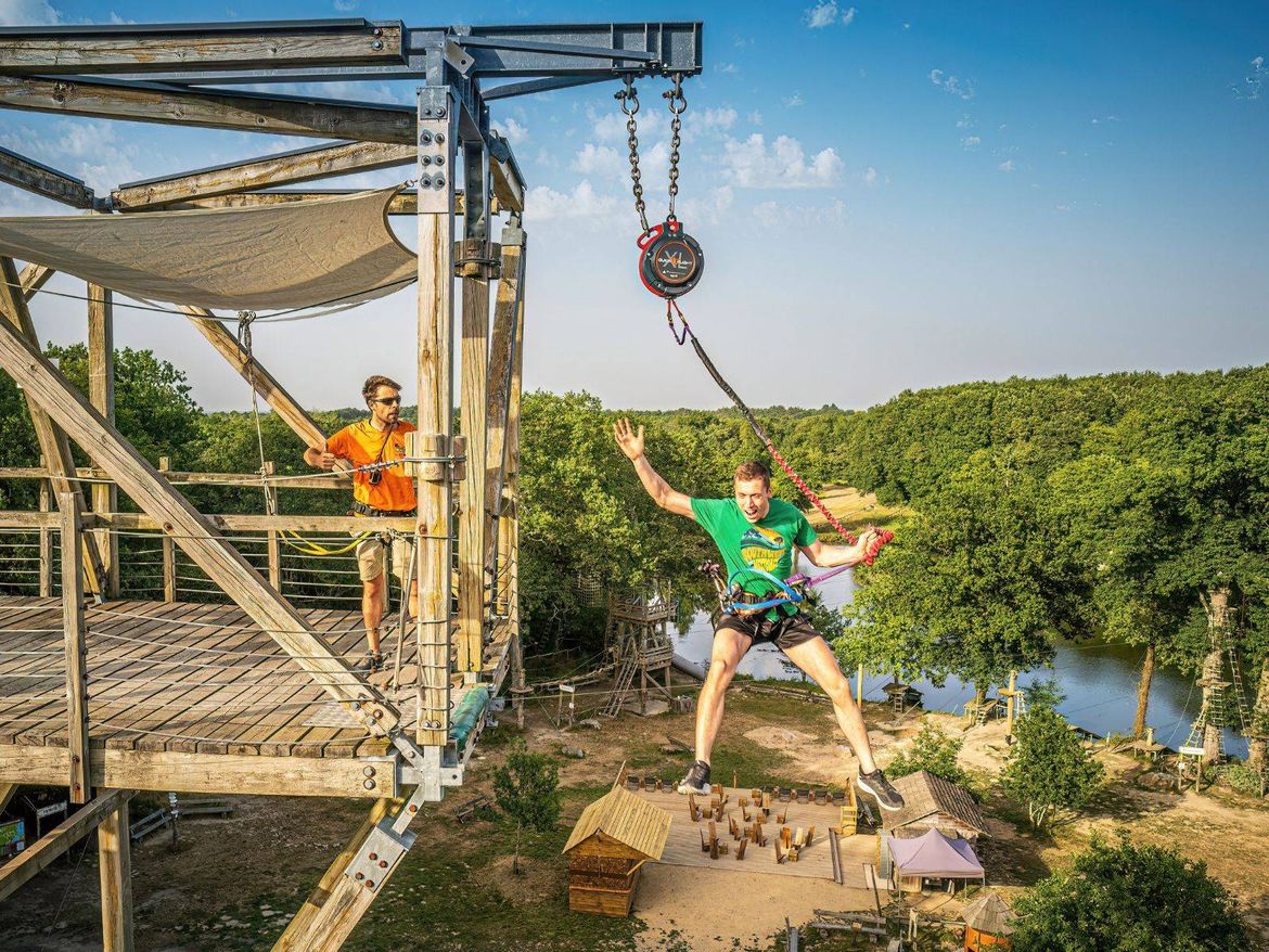 Le Grand Défi Quick Jump Camping Le Pin Parasol Vendée