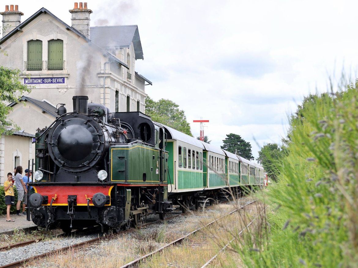 Train vapeur gare Campin Le Pin Parasol Vendée