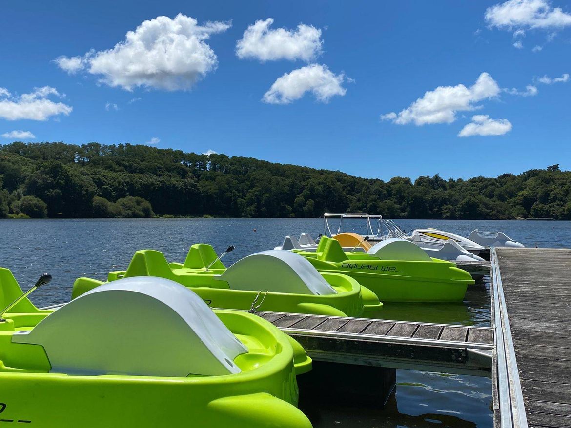 Lac du Jaunay Les Canoës du Jaunay Camping Le Pin Parasol Vednée