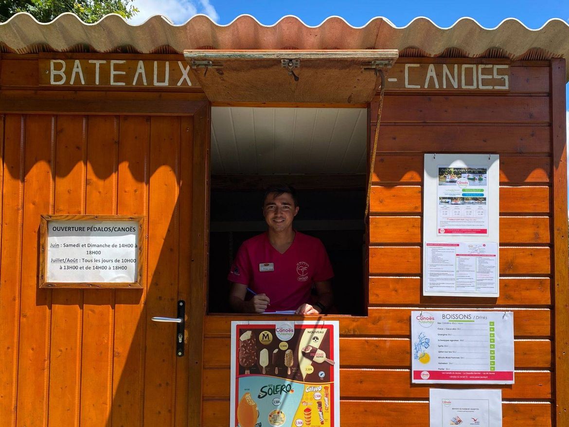 Location pédalos Les Canoës du Jaunay Camping Le Pin Parasol Vednée