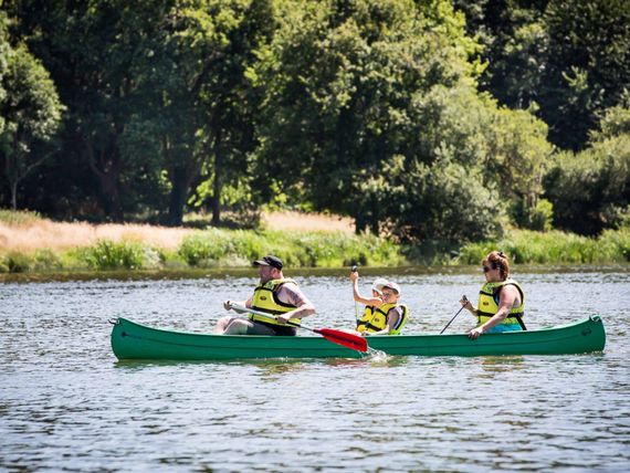 Lac du Jaunay Les Canoës du Jaunay Camping Le Pin Parasol Vendée