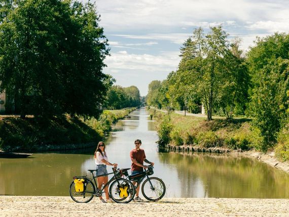 Marais Poitevin Itinérance Vélo Bouillé Courdault Camping Le Pin Parasol Vendée