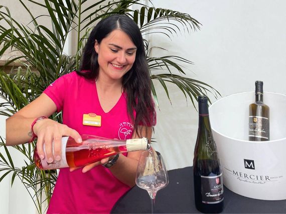 Dégustation Vins au Camping 5 étoiles Le Pin Parasol Vendée