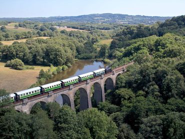 Train vapeur Viaduc Coutigny Camping Le Pin Parasol Vendée