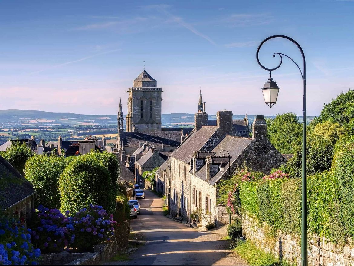 le-village-de-locronan-cit-m-di-vale-en-finist-re-sud